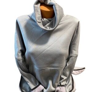 North Face Jacket Gray Sweater Women’s XS Pull Over Cycling Running Logo Pocket